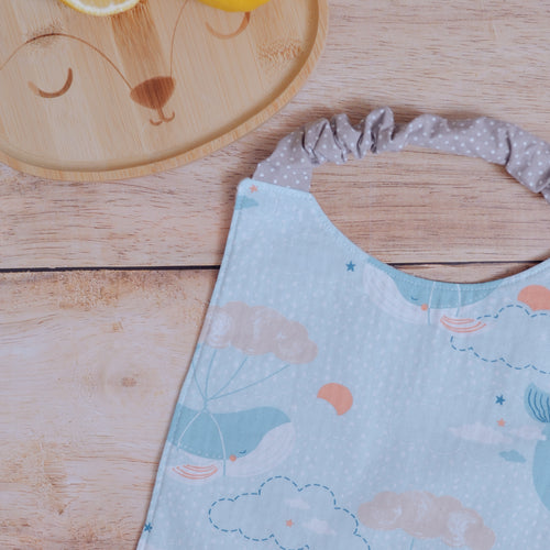Bavoir serviette élastiqué Tim - motif Fly
