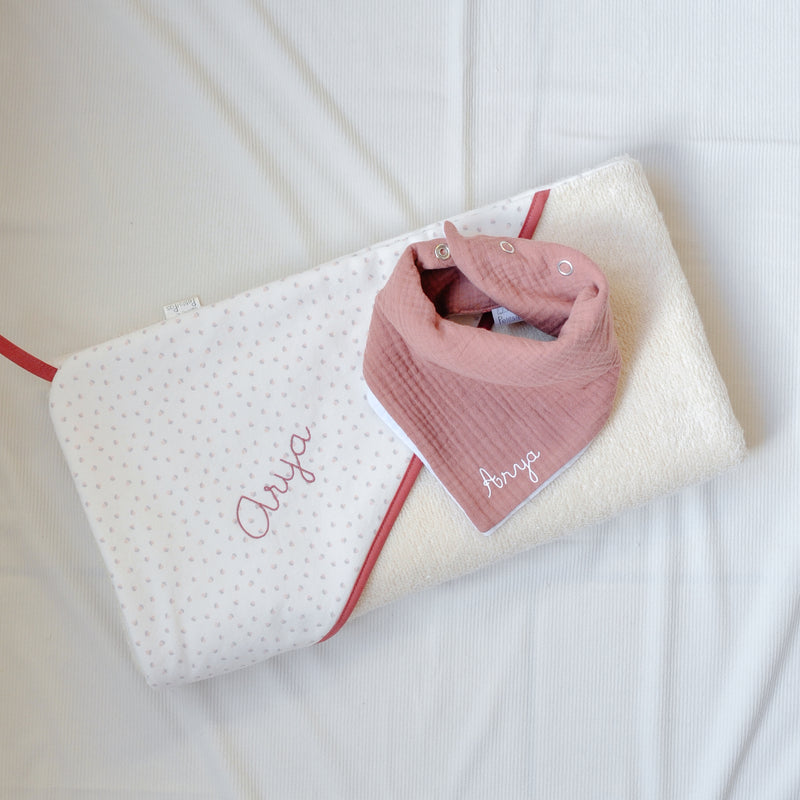 Cape de bain Ollie en éponge de coton bio - Personnalisable