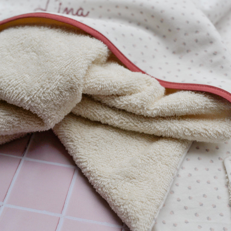 Cape de bain Ollie en éponge de coton bio - Personnalisable