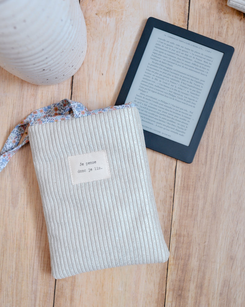 Pochette à livre Ela - Velours côtelé argent et imprimé fleuri