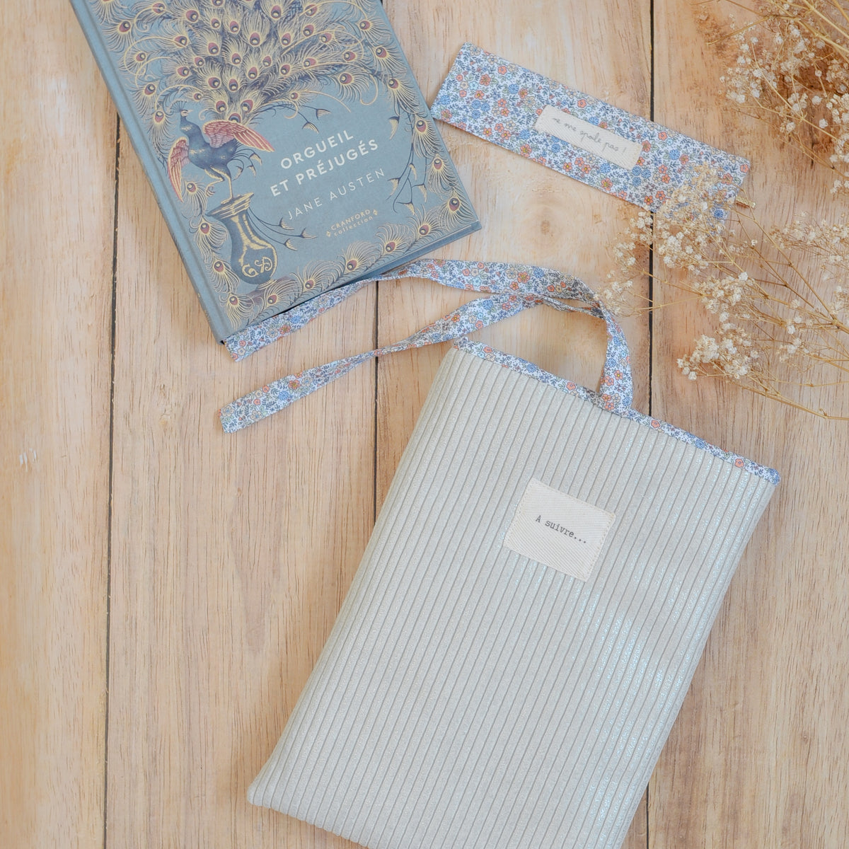 Pochette à livre Ela - Velours côtelé argent et imprimé fleuri